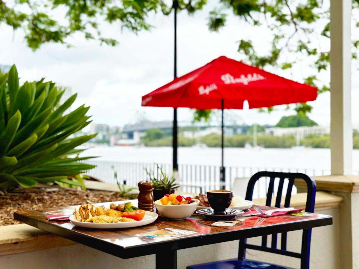 Stamford Plaza Brisbane Hotel Eksteriør billede The River Café